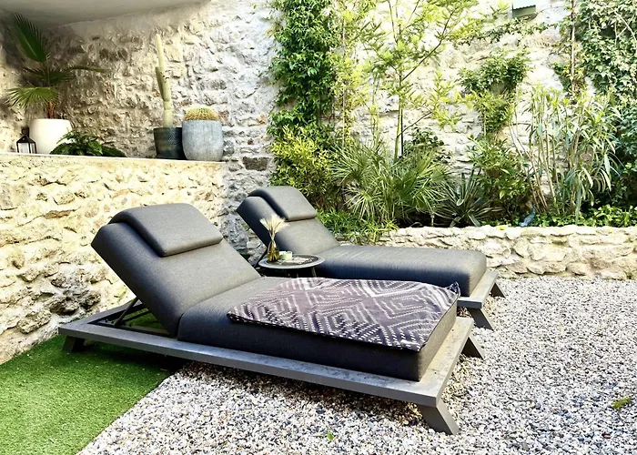 L'oiseau Bleu Flamant 3* Roubia